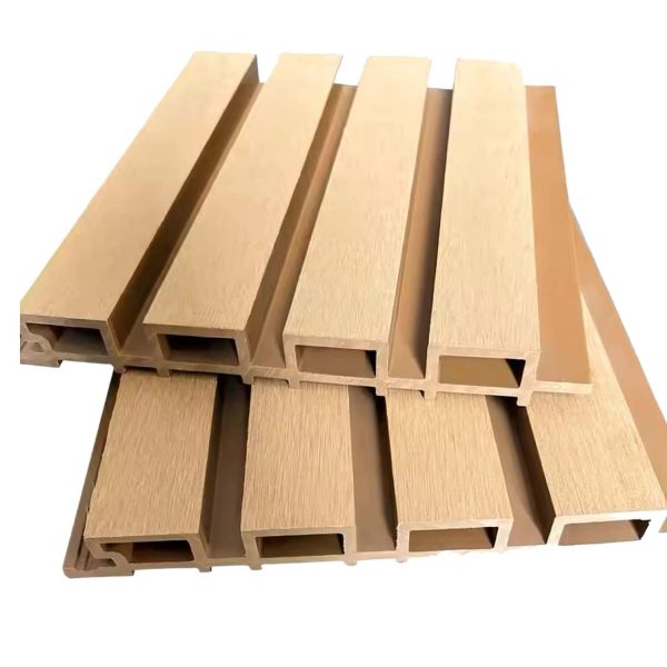 WPC OUTDOOR WALL PANEL MAPLE